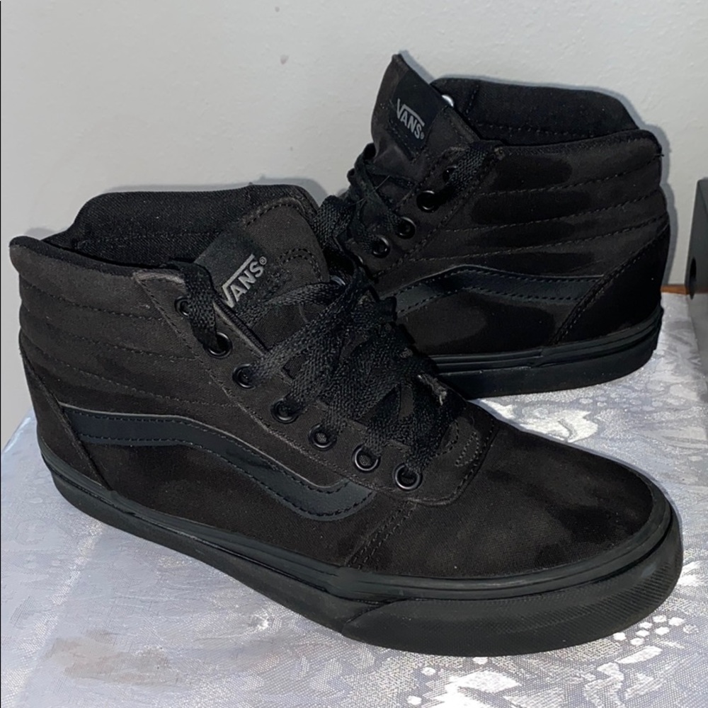 Black Vans